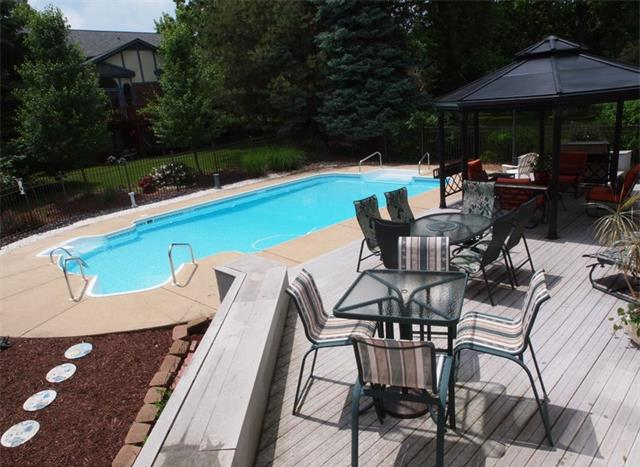 Shadow Woods Homes for sale